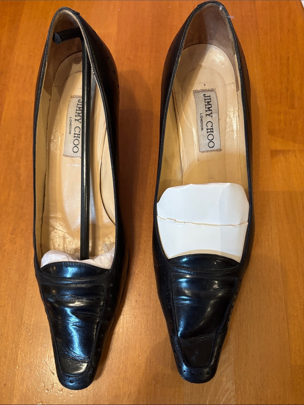 Jimmy Choo Black Leather pointed toe kitten heel pumps